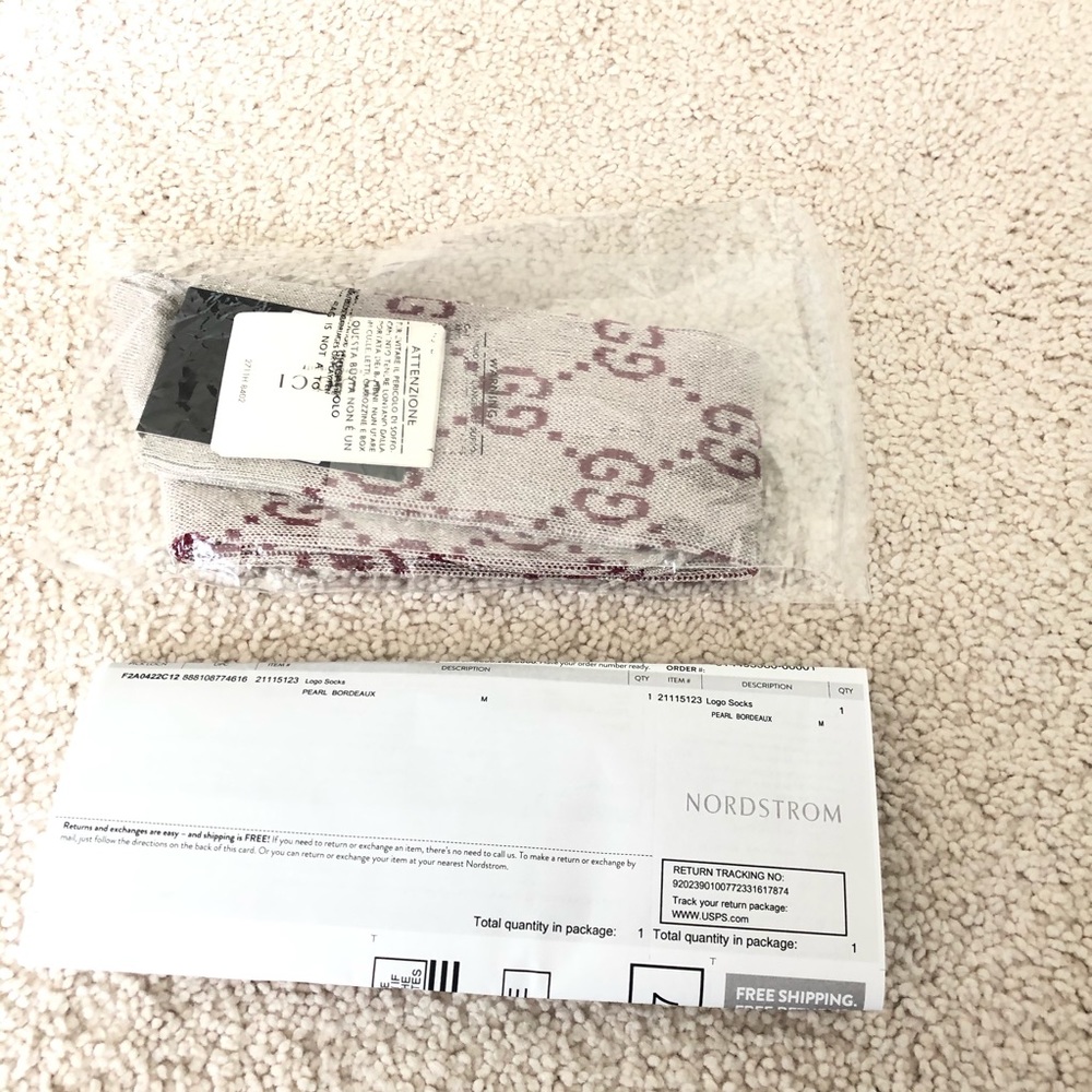 Authentic Gucci long socks - Picture 4 of 8